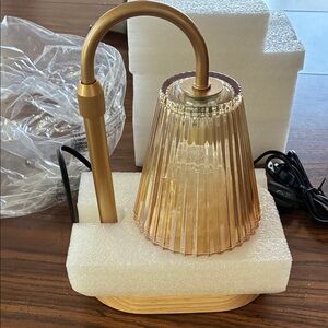 14:09 Candle Warmer Table Lamp